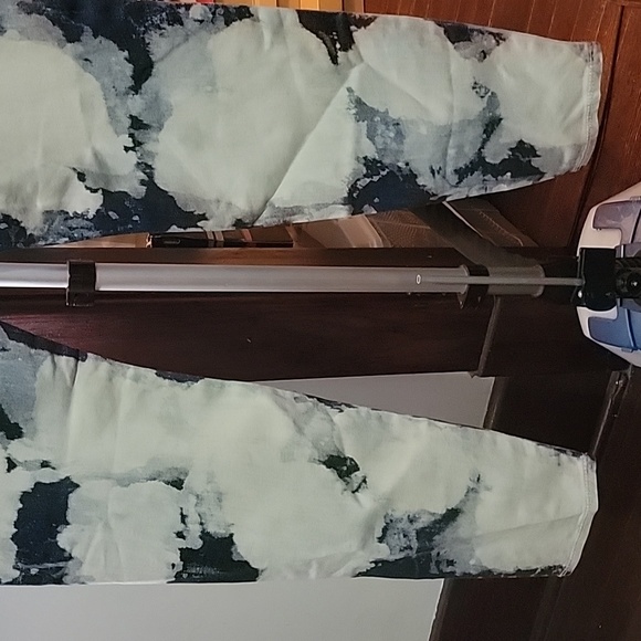 Rock & Republic jeans size 10 - Picture 7 of 7